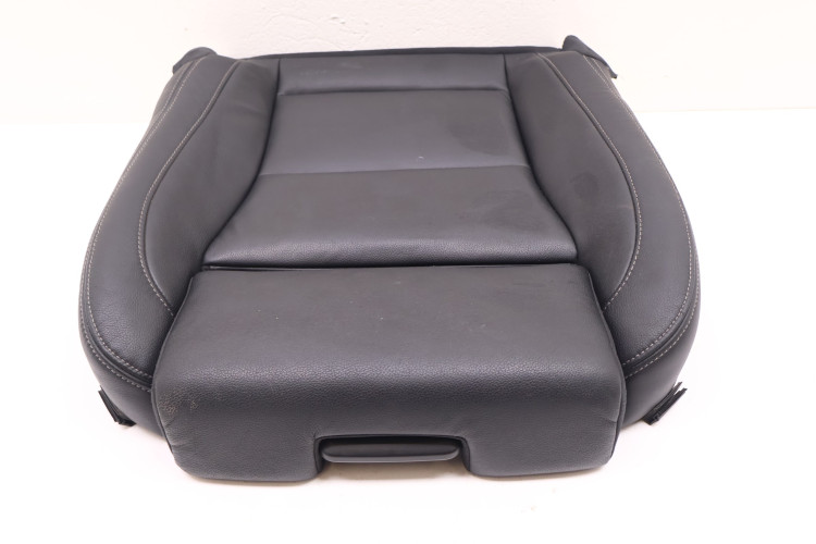 VOLVO XC40 TAPICERKA SIEDZISKO FOTELA PRAWY PRZÓD 32273812