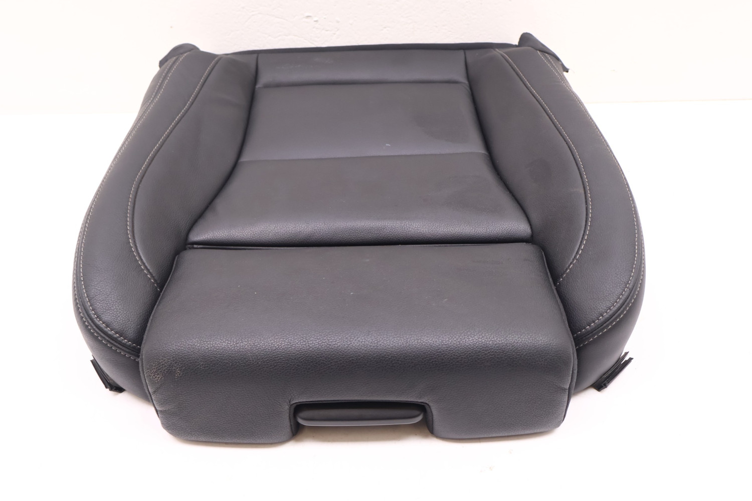 VOLVO XC40 TAPICERKA SIEDZISKO FOTELA PRAWY PRZÓD 32273812