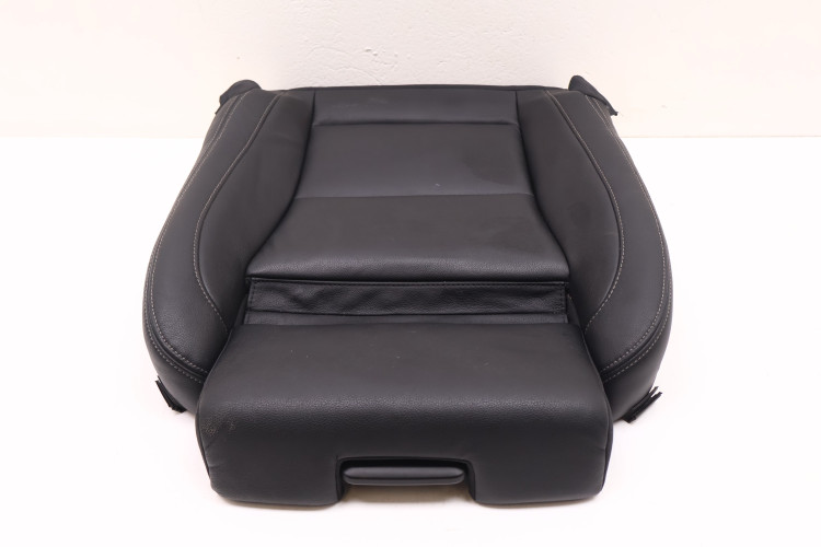 VOLVO XC40 TAPICERKA SIEDZISKO FOTELA PRAWY PRZÓD 32273812