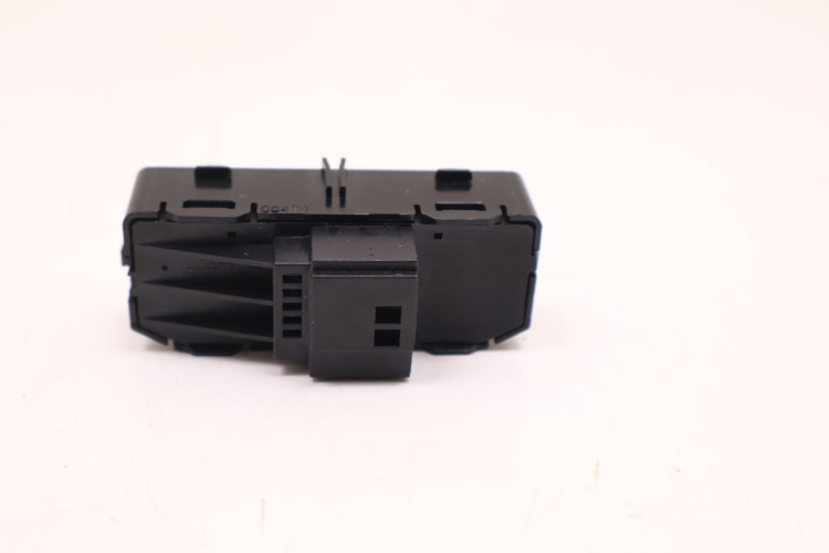 VOLVO XC40 PANEL APMIĘCI FOTELA 31443862