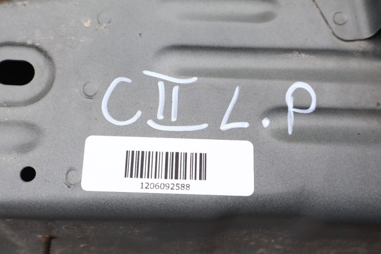JEEP COMPASS II 17- ĆWIARTKA PODŁUŻNICA FARTUCH LEWY PRZÓD