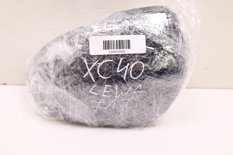 VOLVO XC40 OBUDOWA LUSTERKA LEWA 717 39849503
