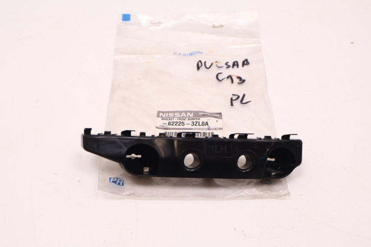 NISSAN PULSAR C13 ŚLIZG ZDERZAKA LEWY PRZÓD 62225-3ZL0A