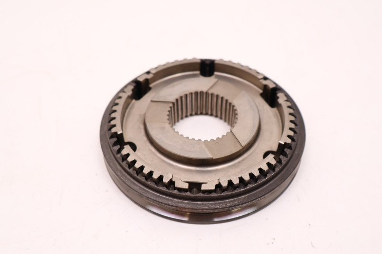 NISSAN 350Z 370Z 3.5 V6 ZESTAW PIASTA I TULEJA 32630-CD70A