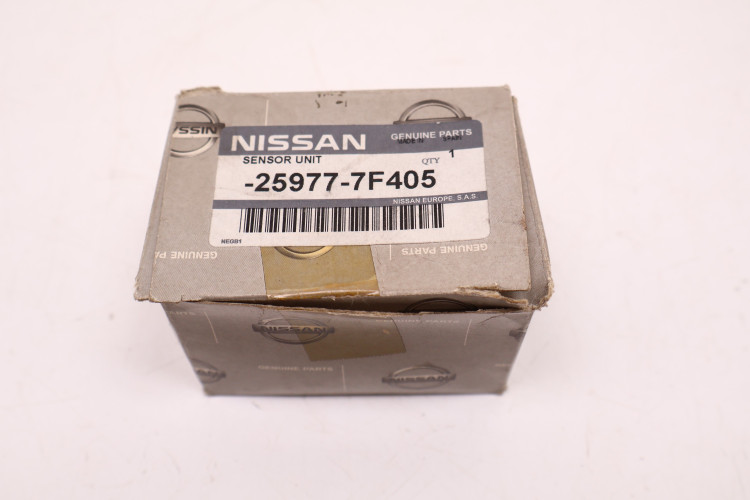 NISSAN TERRANO II CZUJNIK POŁÓŻENIA WAŁU KORBOWEGO 25977-7F405