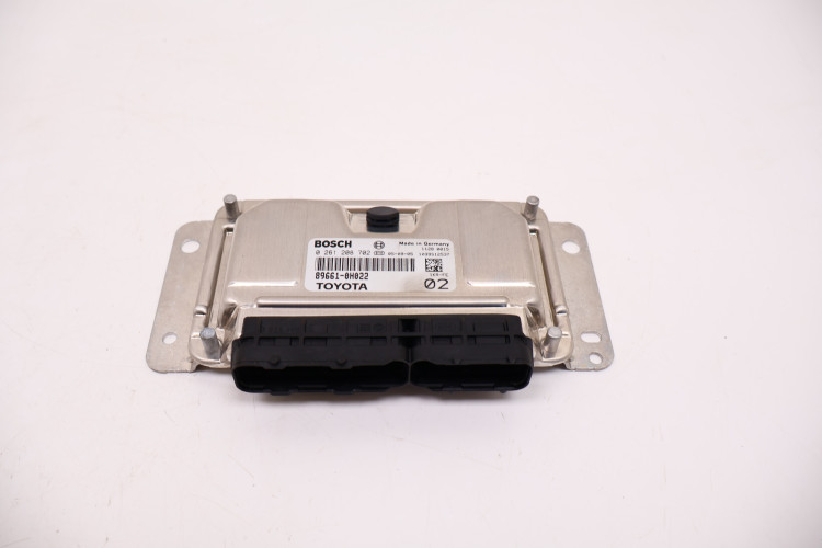 TOYOTA AYGO 1.0 KOMPUTER STEROWNIK SILNIKA 89661-0H022