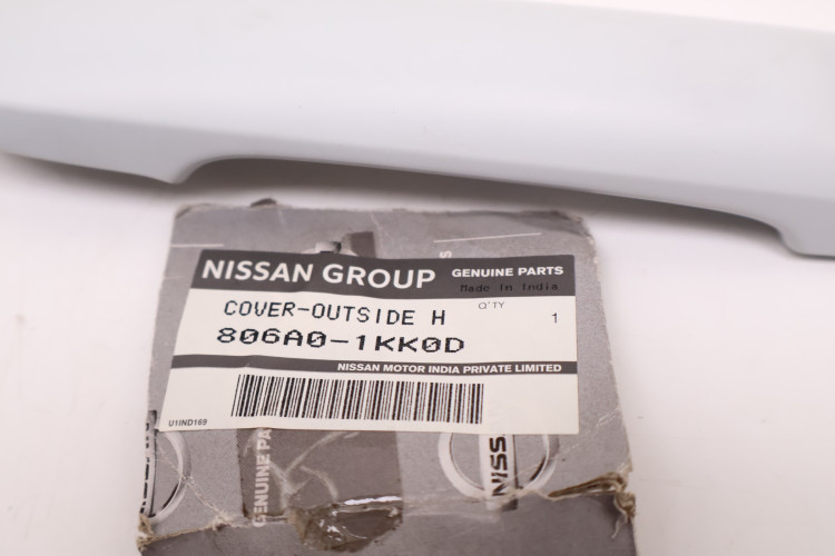 NISSAN JUKE F15 OSŁONA KLAMKI LEWA PRAWA PRZÓD 806A0-1KK0D