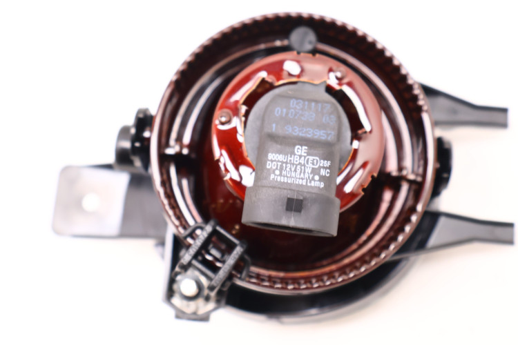 TOYOTA YARIS I HALOGEN LAMPA PRZECIWMGIELNA PRAWA 81210-0D020