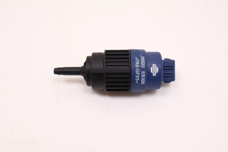 NISSAN PATFINDER SPRYSKIWACZ TYLNEJ SZYBY 28975-EB301