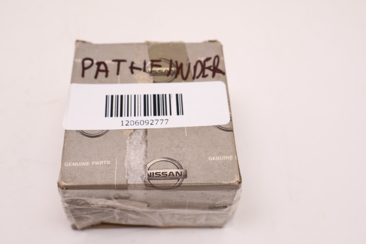 NISSAN PATFINDER SPRYSKIWACZ TYLNEJ SZYBY 28975-EB301