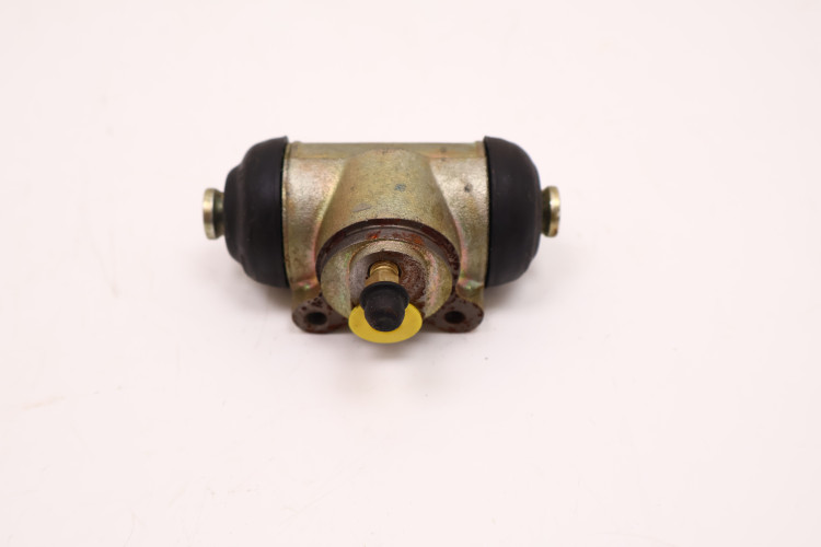 NISSAN TRADE CYLINDEREK HAMULCOWY 06903012-0