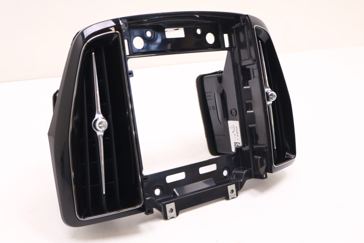 VOLVO XC60 II RAMKA RADIA KRATKA NAWIEWU 31417742, 31417744