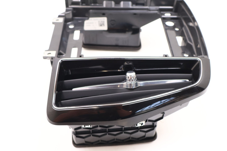 VOLVO XC60 II RAMKA RADIA KRATKA NAWIEWU 31417742, 31417744