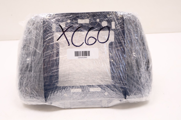 VOLVO XC60 II RAMKA RADIA KRATKA NAWIEWU 31417742, 31417744