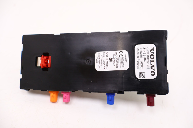 VOLVO XC60 II PŁETWA ANTENA DACHOWA 723 39847050, 314438104