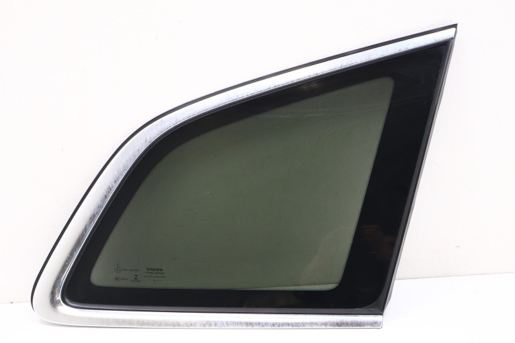 VOLVO XC60 II SZYBA KAROSERYJNA PRAWA TYŁ 32244903