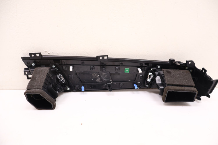 KIA NIRO I LISTWA DESKI KRATKI NAWIEWU G5847-95000