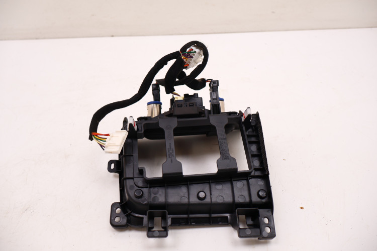 KIA NIRO I PANEL USB AUX 84632-G5010