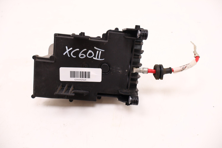 VOLVO XC60 II KLEMA MODUŁ AKUMULATORA 32300277