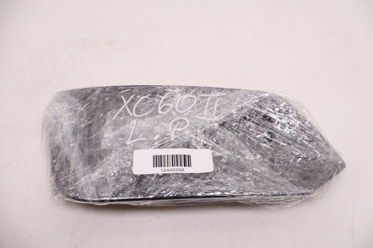 VOLVO XC60 II KRATKA ZDERZAKA LEWA PRZÓD 31425187