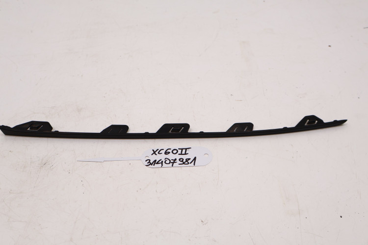 VOLVO XC60 II LISTWA ZDERZAKA LEWA PRZÓD 31407981