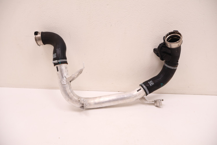 VOLVO XC60 II 2.0 T4 PRZEWÓD INTERCOOLERA 31370288 ,31684256, 31684255