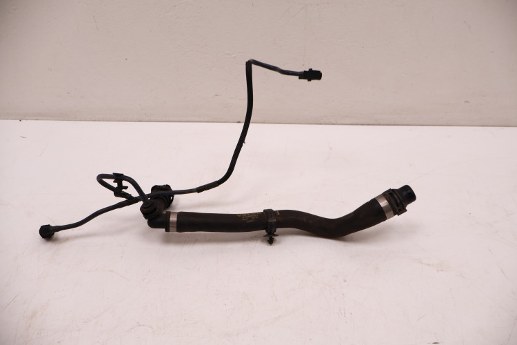 VOLVO XC60 II 2.0 T4 PRZEWÓD WODY 31368540