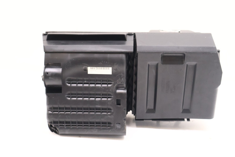VOLVO V70 OBUDOWA FILTRA POWIETRZA 30677718