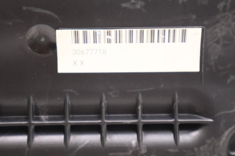 VOLVO V70 OBUDOWA FILTRA POWIETRZA 30677718