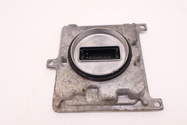 MAZDA CX-30 PRZETWORNICA MODUŁ LAMPY LED DFR5-67890