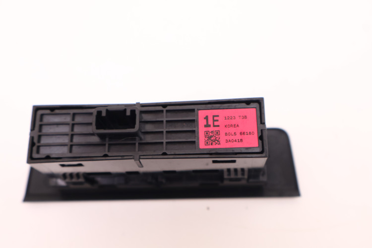 MAZDA CX-30 PUSTY PANEL PULPITU NAWIGACYJNEGO B0L5-66180