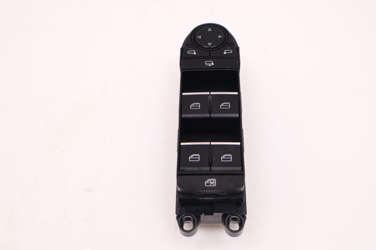 MAZDA CX-30 PRZEŁĄCZNIK PANEL SZYB LEWY PRZÓD BDMC66350B
