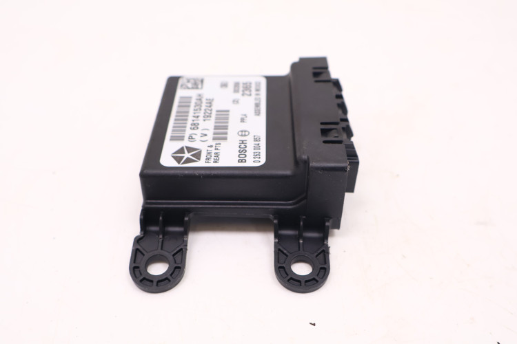 JEEP GRAND CHEROKEE WK2 MODUŁ PDC 68141530AH