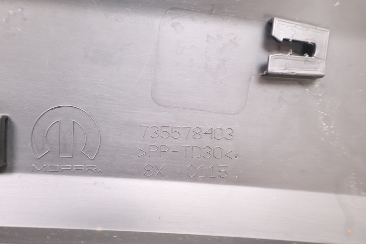 JEEP RENEGADE LISTWA BŁOTNIKA LEWA PRZÓD 735578403