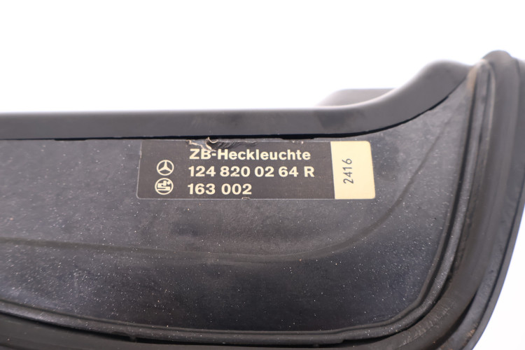MERCEDES-BENZ W124 LAMPA PRAWA TYŁ 1248200264