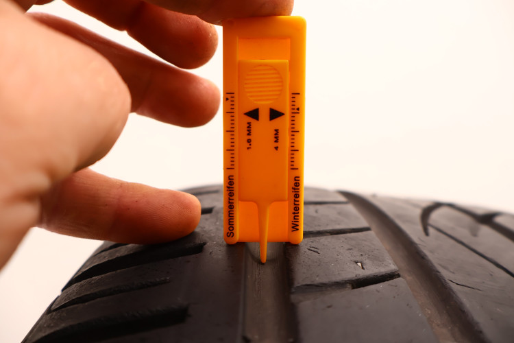 OPONA CONTINENTAL CROSS CONTACT 265/50/20