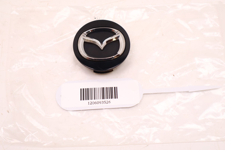 MAZDA XC-30 DEKIELEK EMBLEMAT BBM237190
