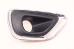 JEEP GRAND CHEROKEE WK2 KRATKA CHROM HALOGENU PRAWA PRZÓD 68143082AB