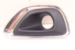 JEEP GRAND CHEROKEE WK2 KRATKA CHROM HALOGENU PRAWA PRZÓD 68143082AB