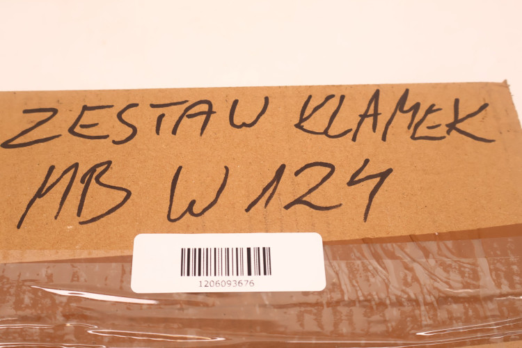 MERCEDES-BENZ W124 ZESTAW KLAMEK DRZWI