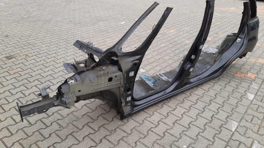 FIAT 500L ĆWIARTKA LEWA PRZÓD 609/B