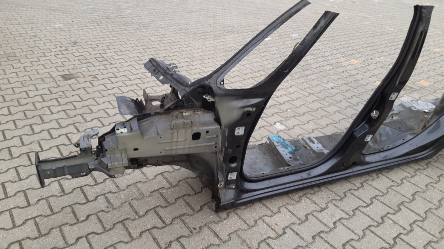 FIAT 500L ĆWIARTKA LEWA PRZÓD 609/B