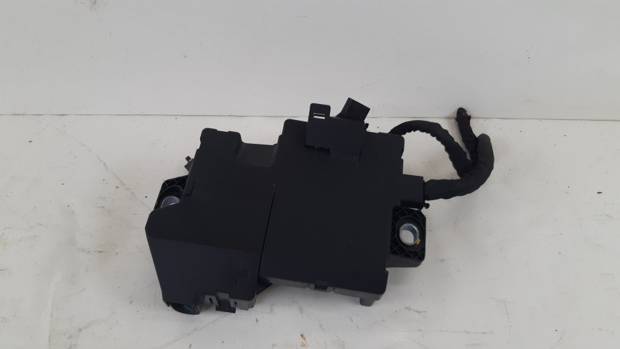 VOLVO XC40 2.0 B/Z MODUŁ AKUMULATORA KLEMA 32200334