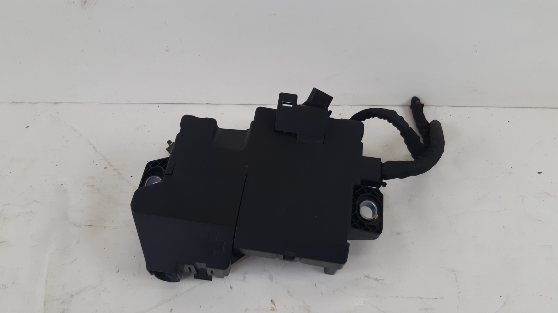 VOLVO XC40 2.0 B/Z MODUŁ AKUMULATORA KLEMA 32200334