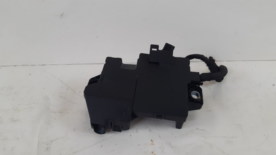 VOLVO XC40 2.0 B/Z MODUŁ AKUMULATORA KLEMA 32200334