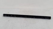 VOLVO XC90 II ŚLIZG LISTWY PROGOWEJ LEWY 31395857