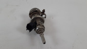 VOLVO V60 II WTRYSKIWACZ ADBLUE 32203677
