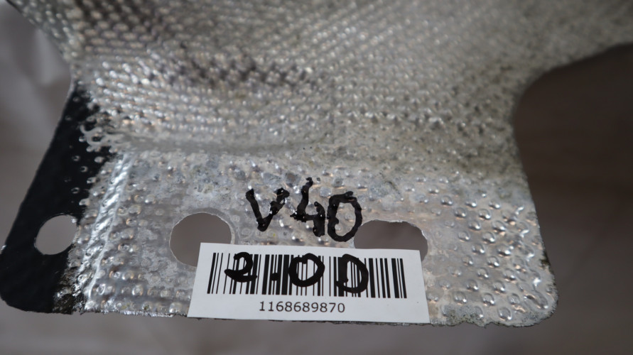 VOLVO V40 II 2.0 D2 OSŁONA TERMICZNA 31383883