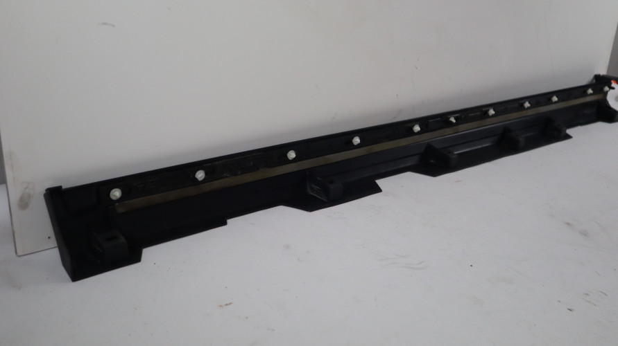 LAND ROVER DISCOVERY SPORT L550 LISTWA PROGOWA LEWA FK72-10155-AD