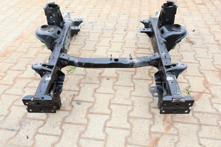 JEEP WRANGLER JL 18- RAMA PODŁUŻNICE PRZÓD